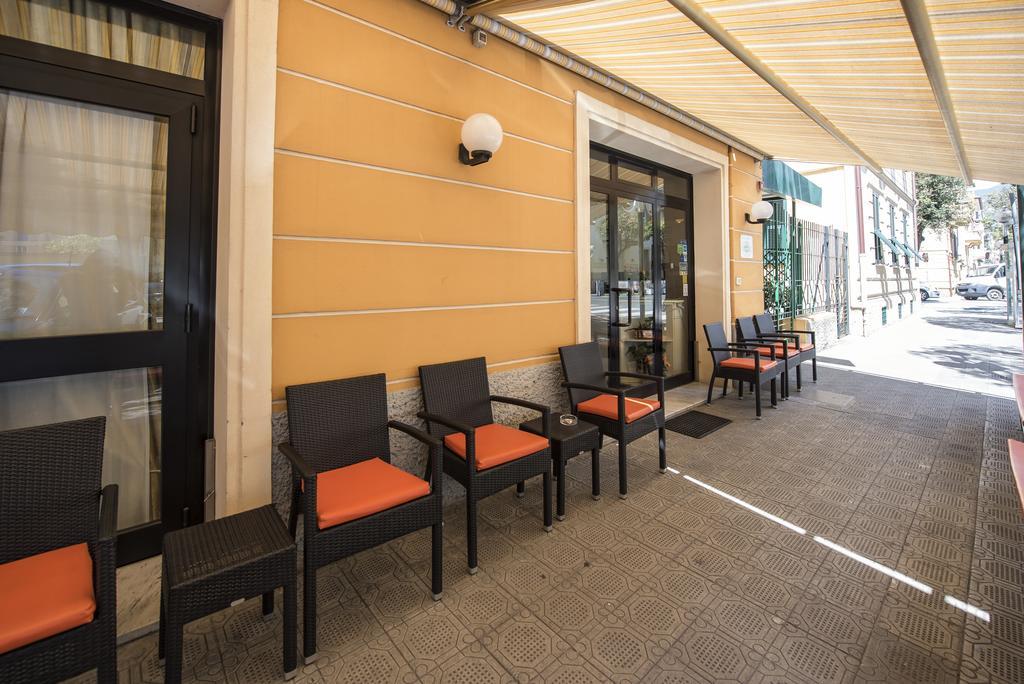 Hotel Bristol Lavagna Kültér fotó